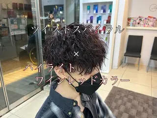 ショート パーマ メンズ 韓国風メンズ/毛流れ ヘアなら須田龍世のヘアスタイル