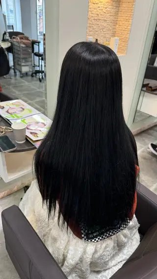 ロング カラー 渡邊 眞帆のヘアスタイル