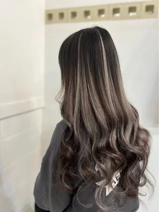 ロング 🩶BRAS 🩶のヘアスタイル