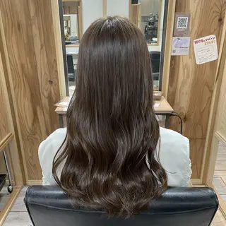 ロング FERIA梅田🖤 透明感カラー🎀のヘアスタイル