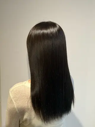 セミロング 井手上 陽菜のヘアスタイル