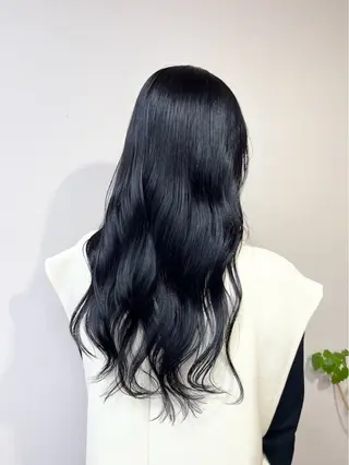 ロング カラー サワムラ ソナタのヘアスタイル