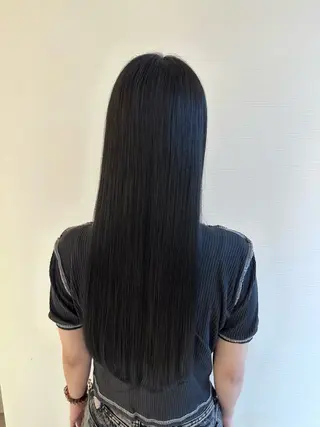 ロング カラー 🌈ハイトーン髪質改 善🌈polon🌟のヘアスタイル