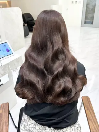 ロング カラー EleRe 栄店【エレリー】所属・艶髪ヘア🤍/ 透明感himiのヘアスタイル