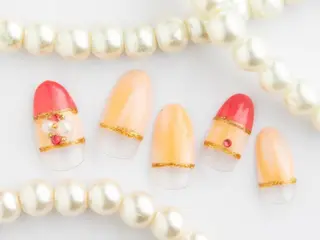 ネイル Tiary Nail Fのネイルデザイン