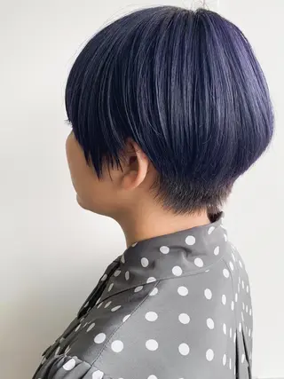 ショート nuu所属・💜ショート💜 ウルフ、ボブ二色亜美のヘアスタイル