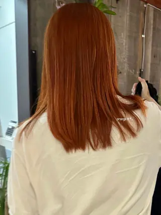 ミディアム カラー 暖色カラー/レイヤー 🌙 オノユリカのヘアスタイル