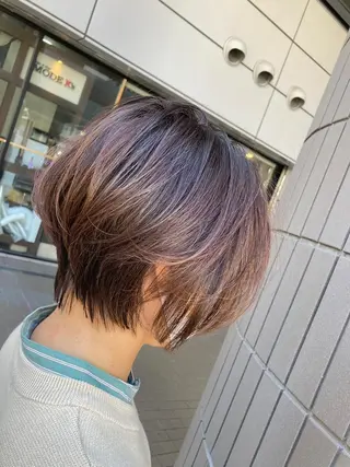 ショート カラー SHAFT Ieiriのヘアスタイル
