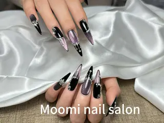 ロング Moomi nail salonのネイルデザイン