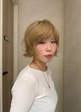 ミディアム 🧶透明感カラー/ Yuzu/ベージュのヘアスタイル