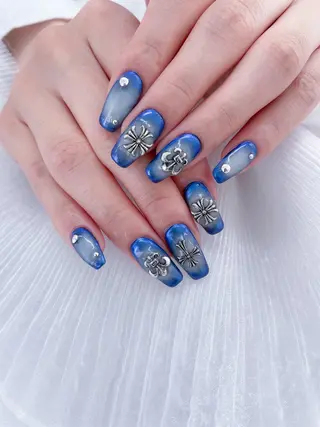 ネイル 五十嵐 美智のネイルデザイン