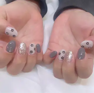 ネイル emu sakiのネイルデザイン