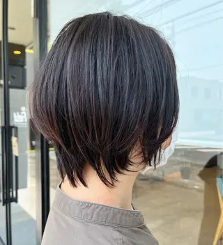 ショート ツヅキ マスミのヘアスタイル
