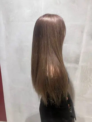 ロング 坂本 優輝のヘアスタイル