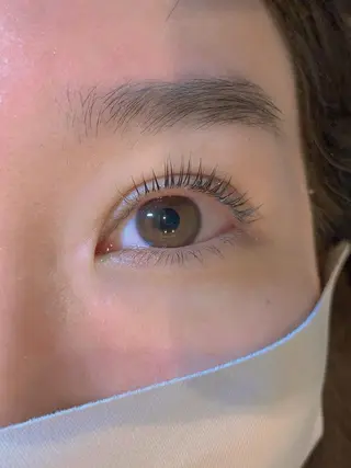 マツエク・マツパ ヤマダ サクラのヘアスタイル