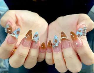 ネイル ゆず秋葉原 Vickyのネイルデザイン