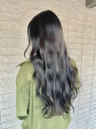 ロング カラー ♦️髪質改善美髪矯正 💍谷口克也♦️のヘアスタイル