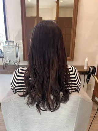 ロング カラー amiehairroom所属・むらたナチュラルパー マ🌀透明感カラーのヘアスタイル