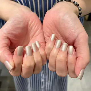 ネイル 鈴木 里奈のネイルデザイン