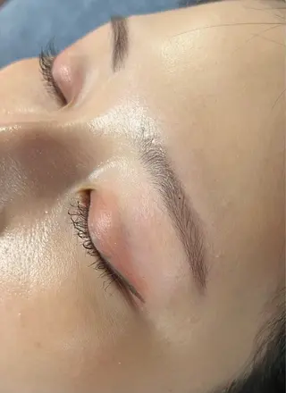 アイブロウ カドムラ モエのヘアスタイル