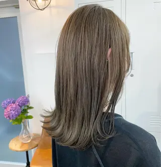 ミディアム 🌼たけや みのり🌿のヘアスタイル