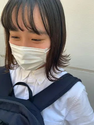 ショート カラー ヘアアレンジ サナ🌱 切りっぱなしボブのヘアスタイル