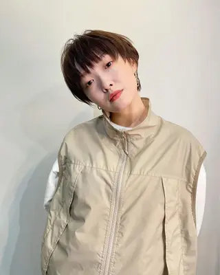 ショート カラー レイヤーパーマ＊ 顔まわり似合わせのヘアスタイル