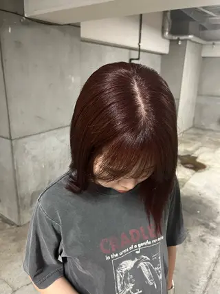 ミディアム riko／ SYS by fitのヘアスタイル