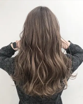 セミロング カラー 坂田 洋介のヘアスタイル