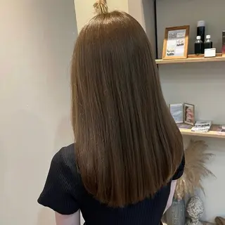 ミディアム SOLO BEAUTY SALON所属・🩶EM ILY🩶のヘアスタイル