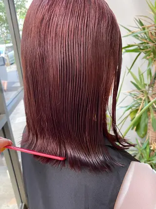 ミディアム カラー 塩澤 榛奈のヘアスタイル