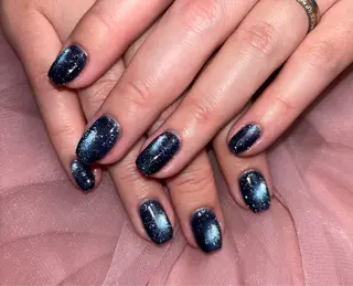 ネイル 𝐁𝐞𝐥𝐥 𝐦𝐞のネイルデザイン