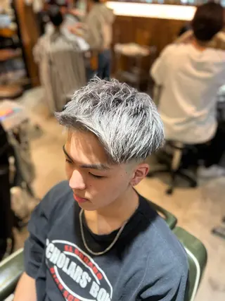 ショート カラー メンズ BINGO HAIR WORKS 【ビンゴヘアワークス】所属・🎱メンズフェード 特化HYOGA🎱のヘアスタイル