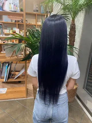 カラー みやもと みくのヘアスタイル