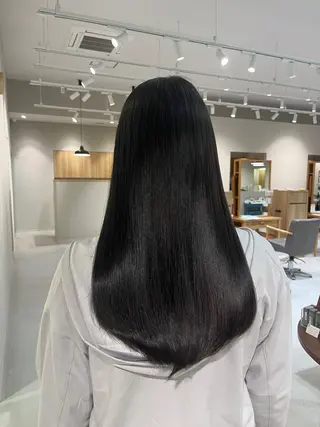 カラー 森 理音のヘアスタイル