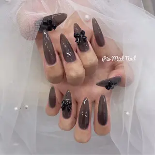 ミディアム momo 長さだしのネイルデザイン