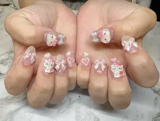 ネイル beautysalon amour所属・amour RIOのネイルデザイン