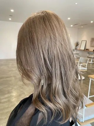 セミロング see.所属・鈴木 つかさのヘアスタイル