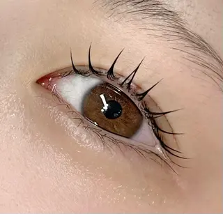 マツエク・マツパ en.total beauty salon所属・森 まやのネイルデザイン