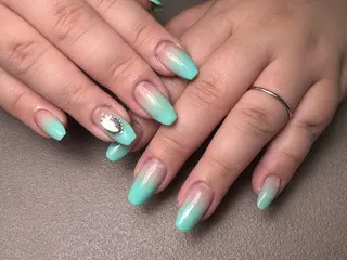 ネイル private salon Lem.所属・Lem. Sayaのネイルデザイン