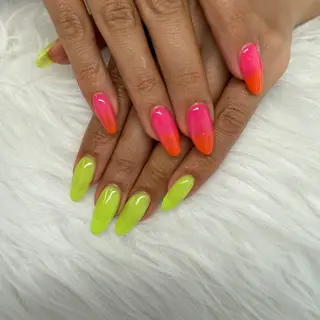 ネイル Ada立川店🫧宮田 美桜のネイルデザイン