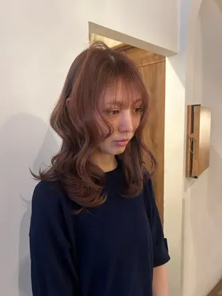 セミロング nacoハイトーン ベージュ🎀のヘアスタイル