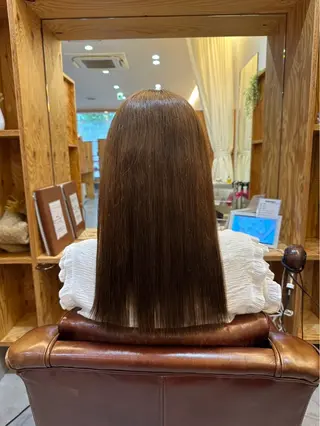 ロング adorable 小林未由のヘアスタイル