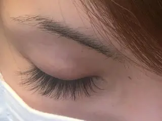 マツエク・マツパ eyelashsalon Lily所属・松本 綾子の眉毛・アイブロウイメージ