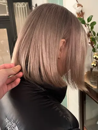 カラー ブリーチなし/透明感 /ショート/大世のヘアスタイル