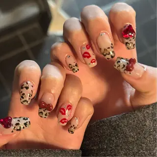 ミディアム 小川 柚香のネイルデザイン