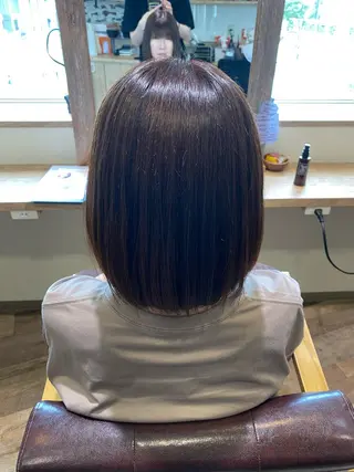 ショート opsia所属・艶カラー×レイヤー Natsumiのヘアスタイル