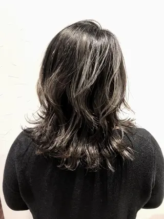 ミディアム FELIZA所属・似合わせの達人🔥 石川就平のヘアスタイル