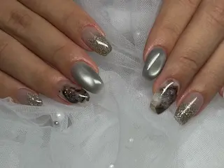 ネイル 鮎川 沙希のネイルデザイン