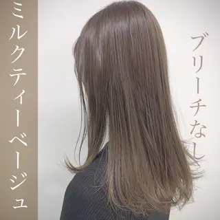 セミロング カラー レイヤーカット 透明感カラーのヘアスタイル